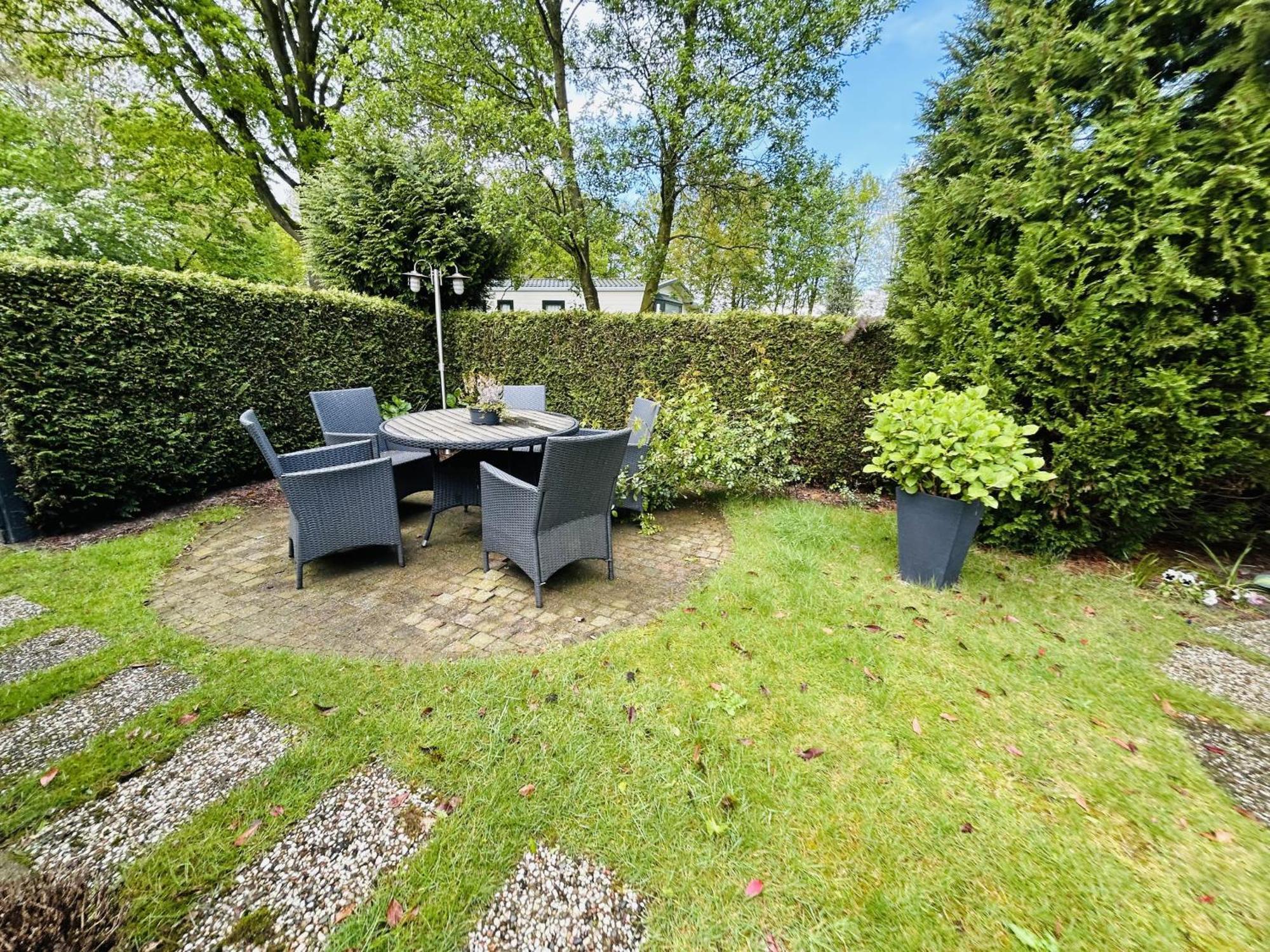 Vakantiepark Klein Vink - E11 Arcen Extérieur photo
